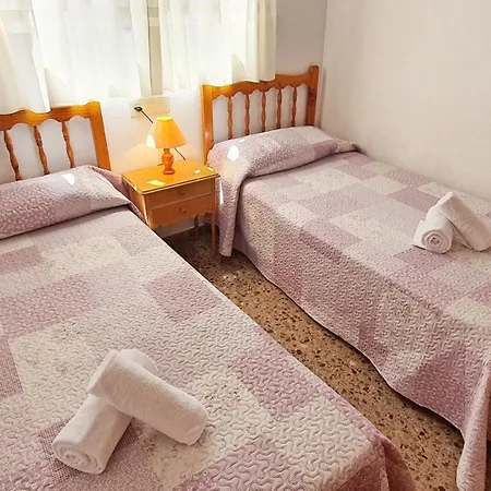 Jardines I Y Ii - Gandia - Alquiler Solo A Familias *